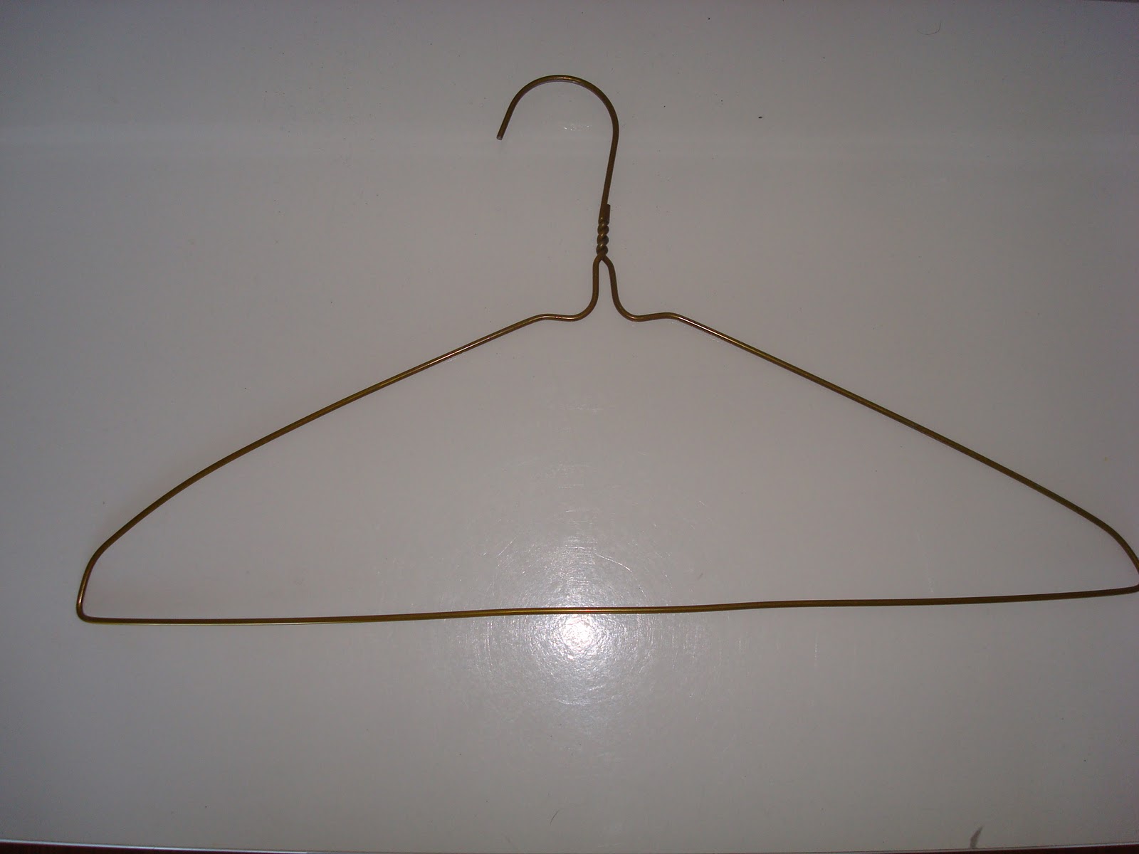 Detail Gambar Hanger Baju Nomer 54