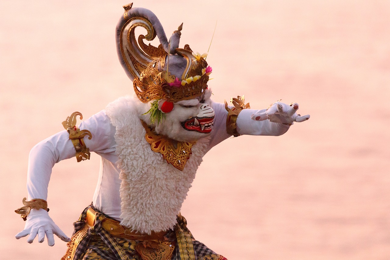 Detail Gambar Hanoman Kera Putih Nomer 47
