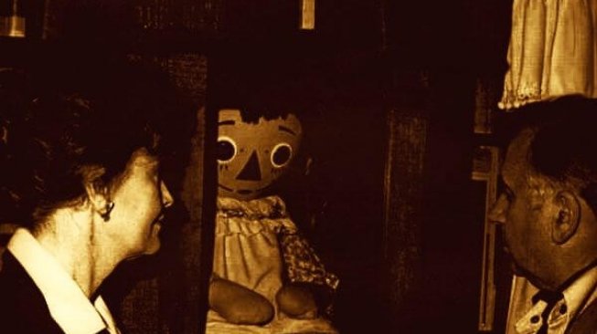 Detail Gambar Hantu Annabelle Nomer 41