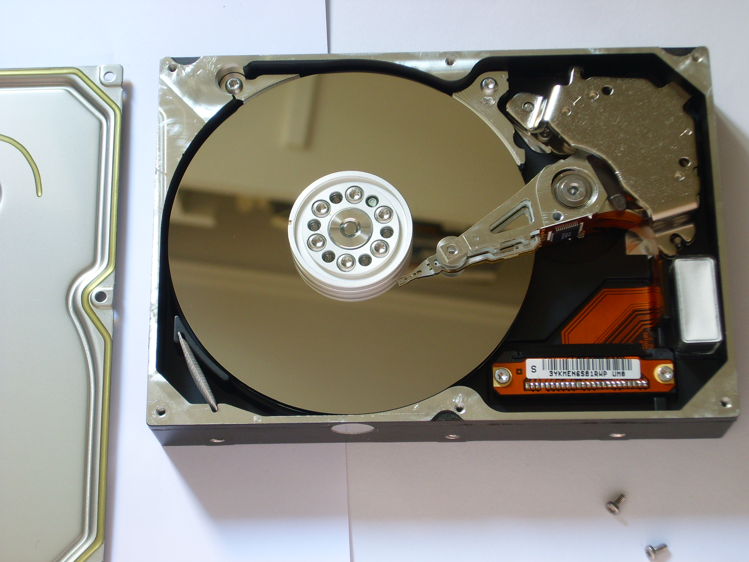 Detail Gambar Hard Disk Drive Nomer 19