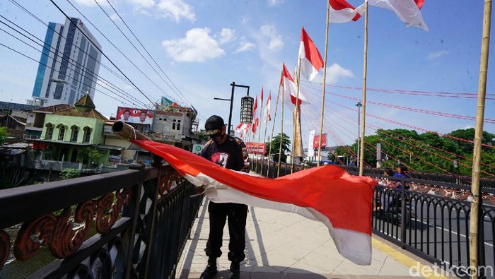 Detail Gambar Hari Bendera Merah Putih Nomer 9