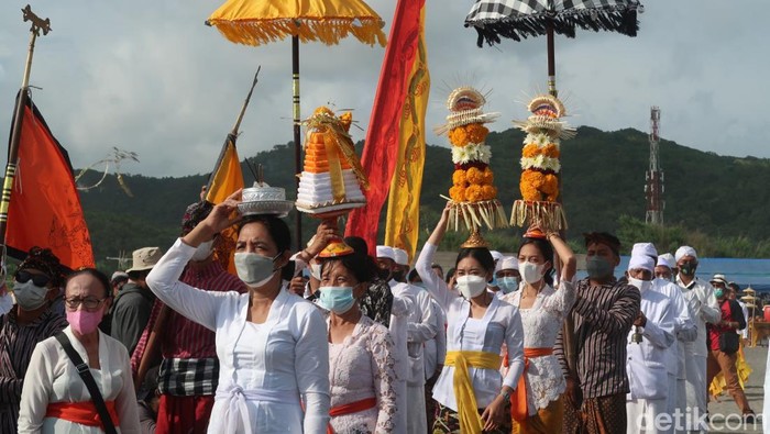 Detail Gambar Hari Raya Nyepi Nomer 37