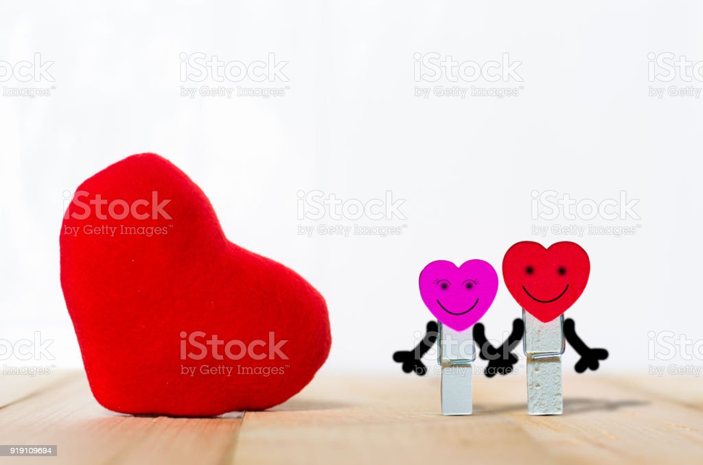 Detail Gambar Hati Jatuh Cinta Nomer 20