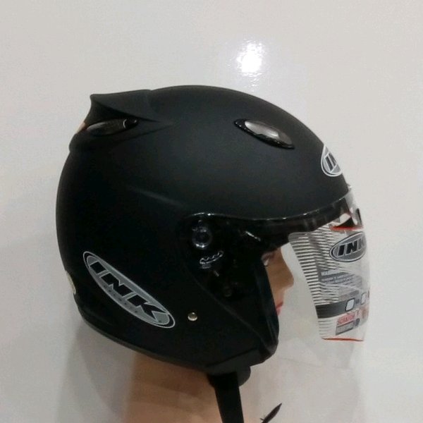 Detail Gambar Helm Ink Hitam Nomer 19