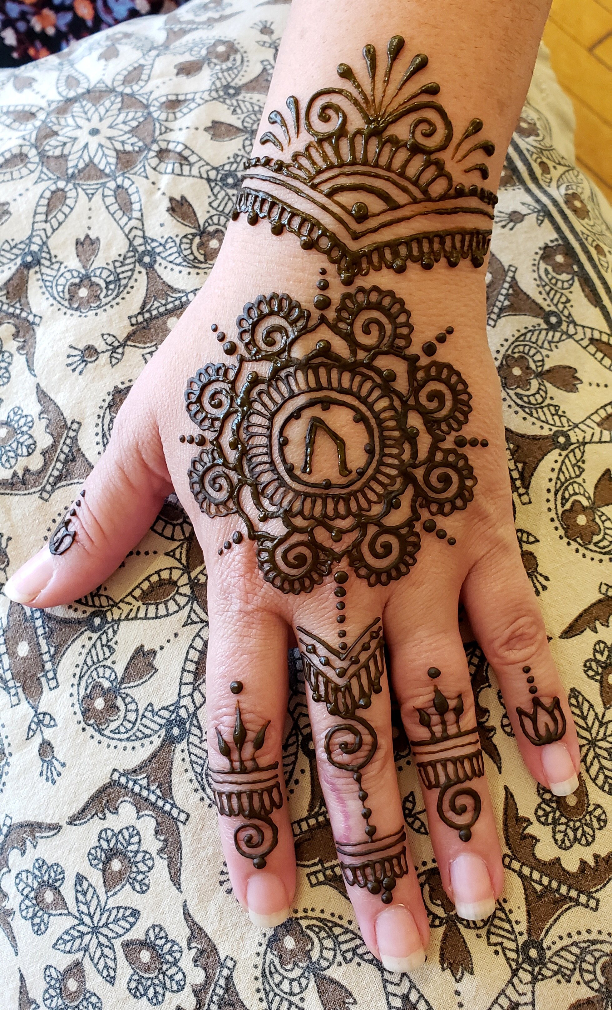 Detail Gambar Henna Art Nomer 20