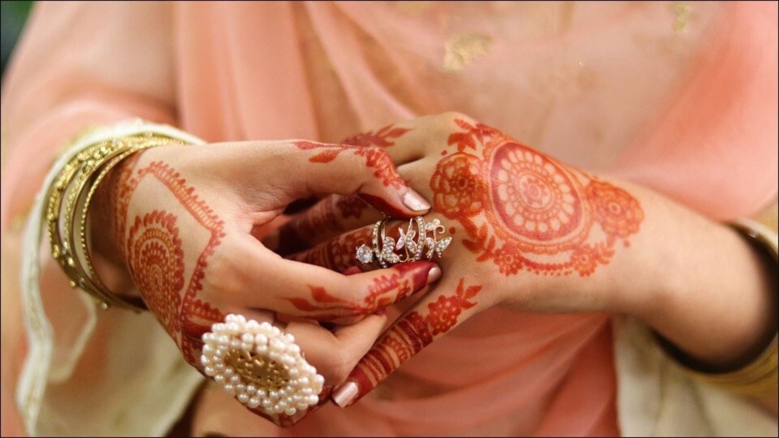 Detail Gambar Henna Art Nomer 24