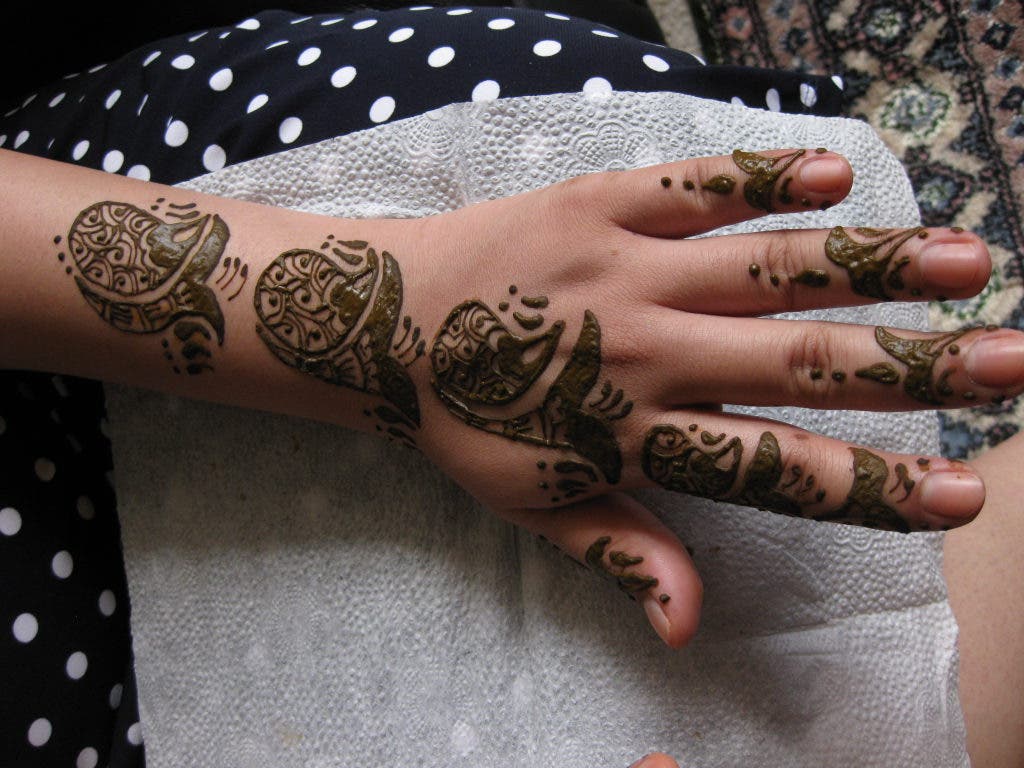 Detail Gambar Henna Art Nomer 53