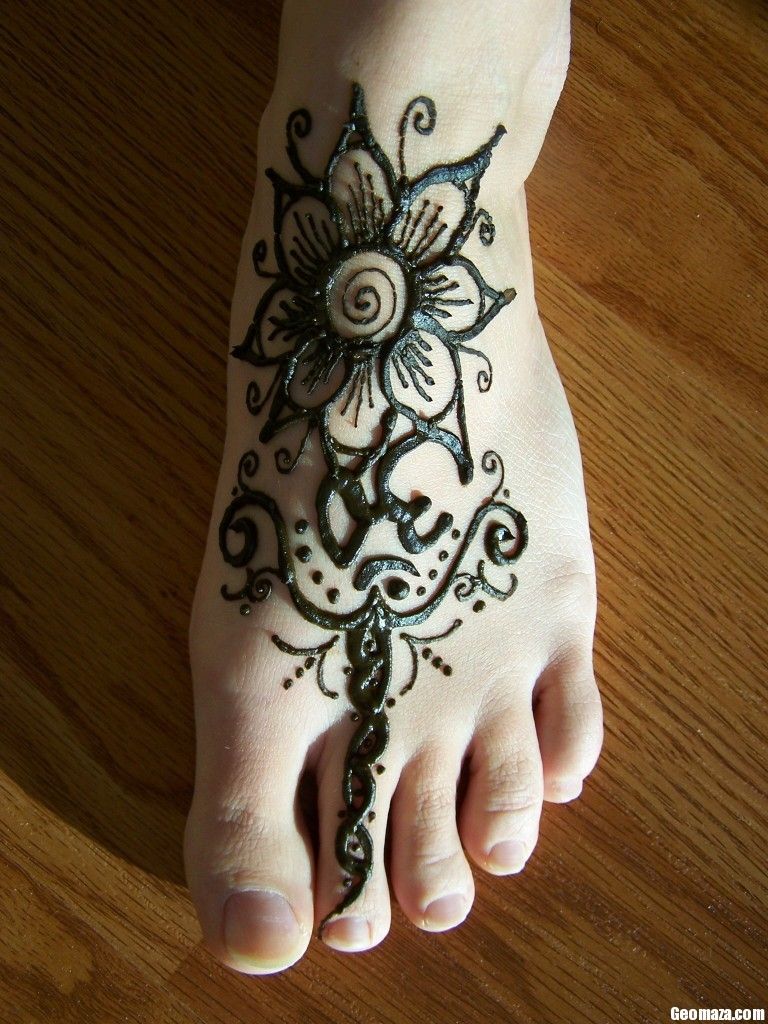 Detail Gambar Henna Bunga Di Kaki Nomer 16