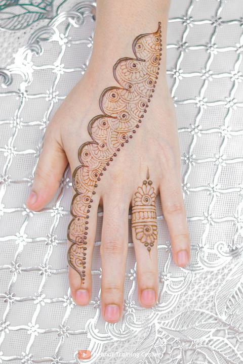 Detail Gambar Henna Cantik Nomer 14