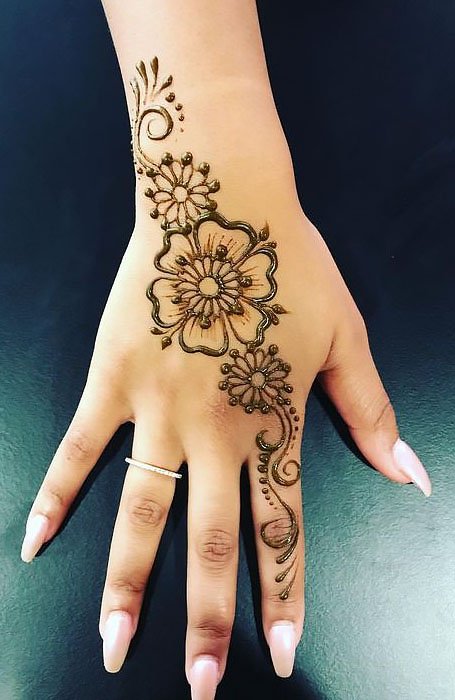 Detail Gambar Henna Cantik Nomer 40