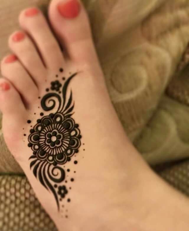 Detail Gambar Henna Di Kaki Yang Simple Nomer 14