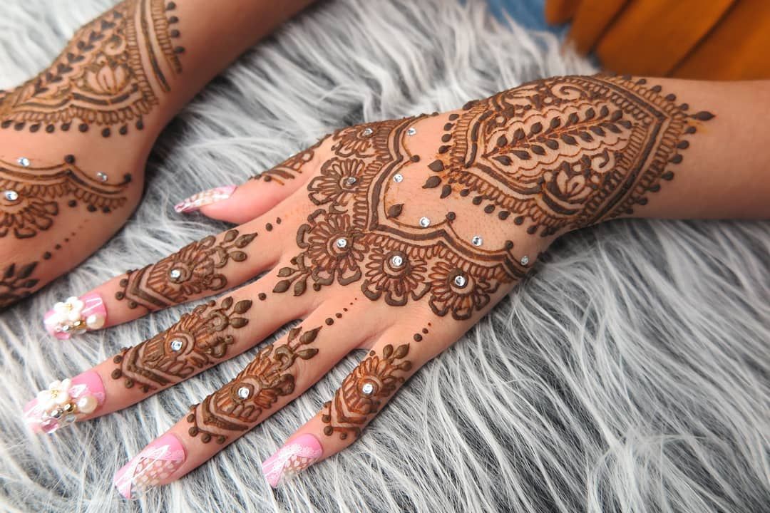 Detail Gambar Henna India Nomer 6