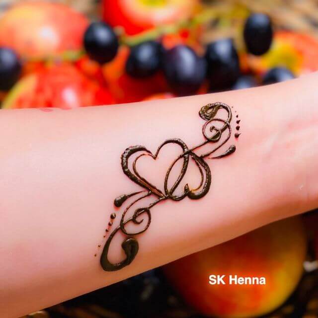 Detail Gambar Henna Love Simple Nomer 20