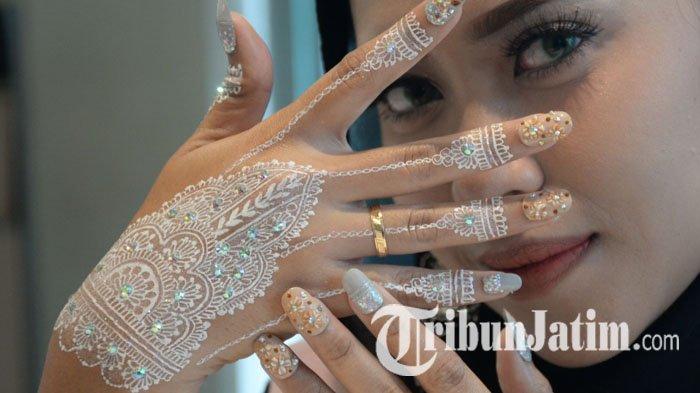 Detail Gambar Henna Pengantin Putih Nomer 34