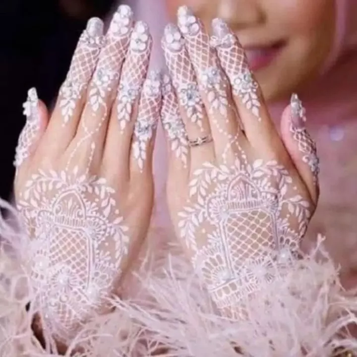 Detail Gambar Henna Pengantin Putih Nomer 36