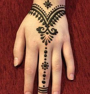 Detail Gambar Henna Sederhana Nomer 5