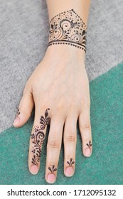 Detail Gambar Henna Simple Nomer 25