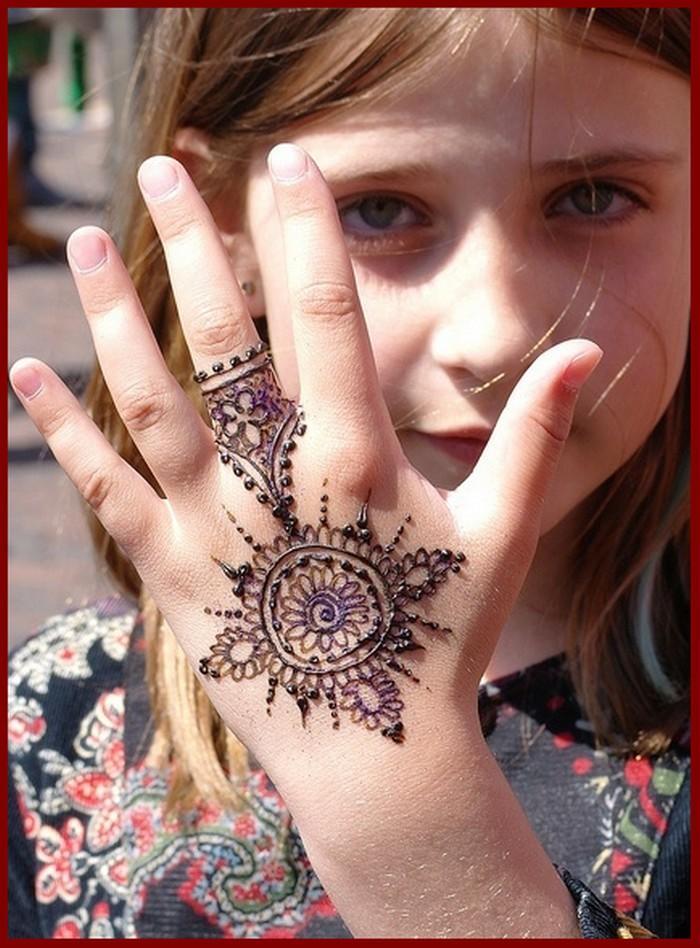 Detail Gambar Henna Simple Untuk Anak Nomer 29