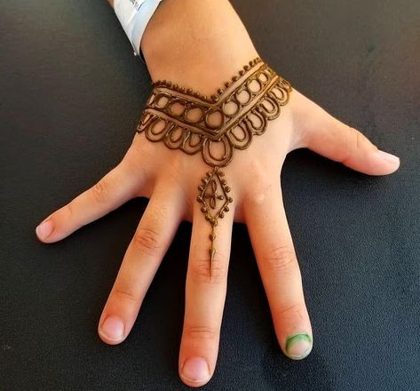 Detail Gambar Henna Simple Untuk Anak Nomer 9