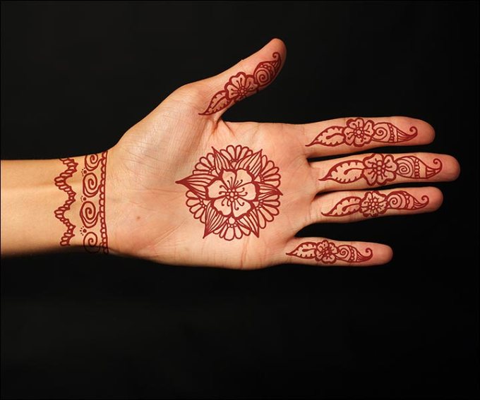 Detail Gambar Henna Tangan Bunga Simple Nomer 49