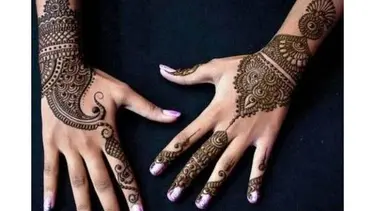 Detail Gambar Henna Tangan Cantik Nomer 34