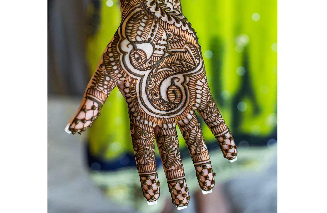 Detail Gambar Henna Tangan Simple Dan Bagus Nomer 36