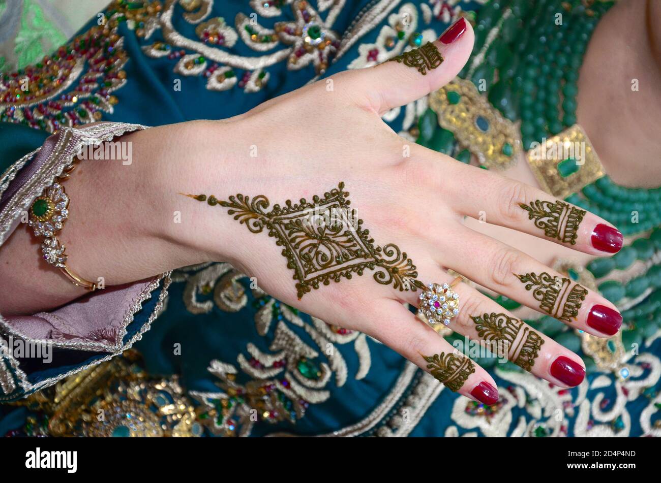 Detail Gambar Henna Wedding Nomer 13