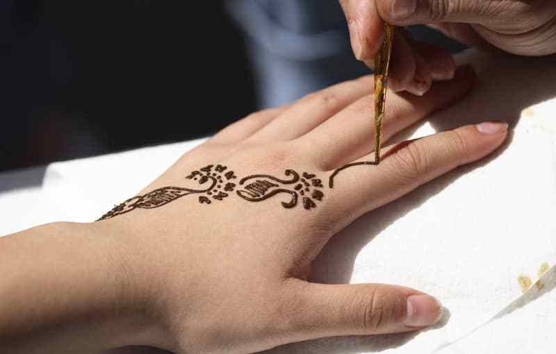 Detail Gambar Henna Yang Mudah Dan Bagus Nomer 42