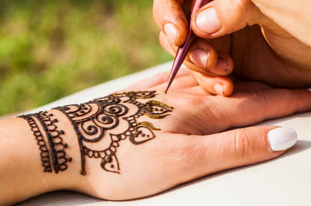 Detail Gambar Henna Yang Mudah Dibuat Nomer 45