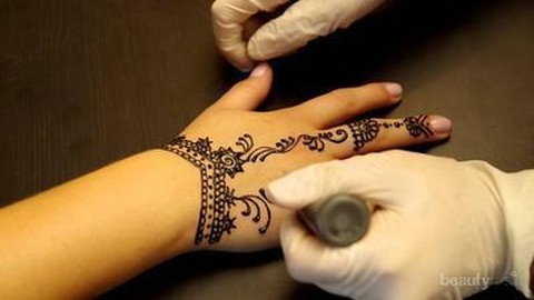 Detail Gambar Henna Yang Mudah Dibuat Nomer 56