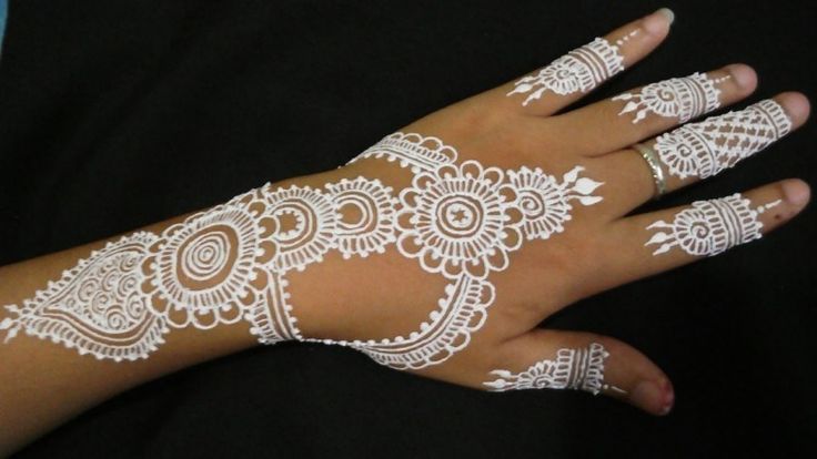 Detail Gambar Henna Yang Sedikit Nomer 33