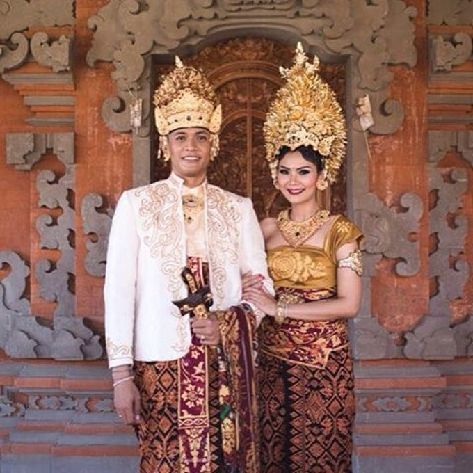 Detail Contoh Gambar Pakaian Adat Bali Nomer 17