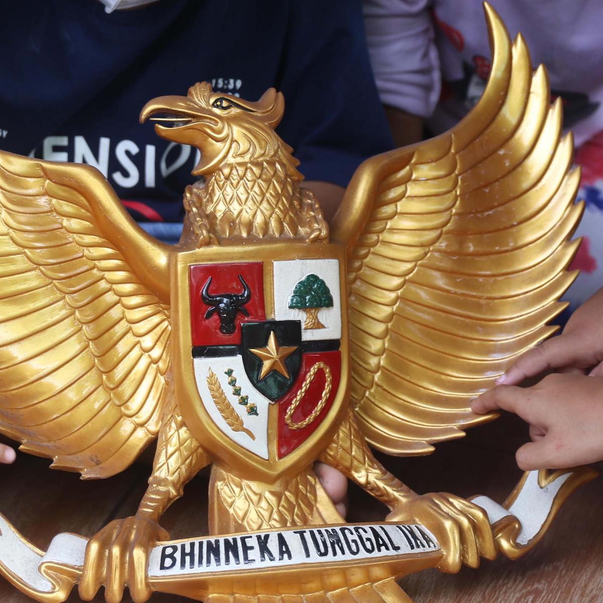 Detail Contoh Gambar Pancasila Nomer 23