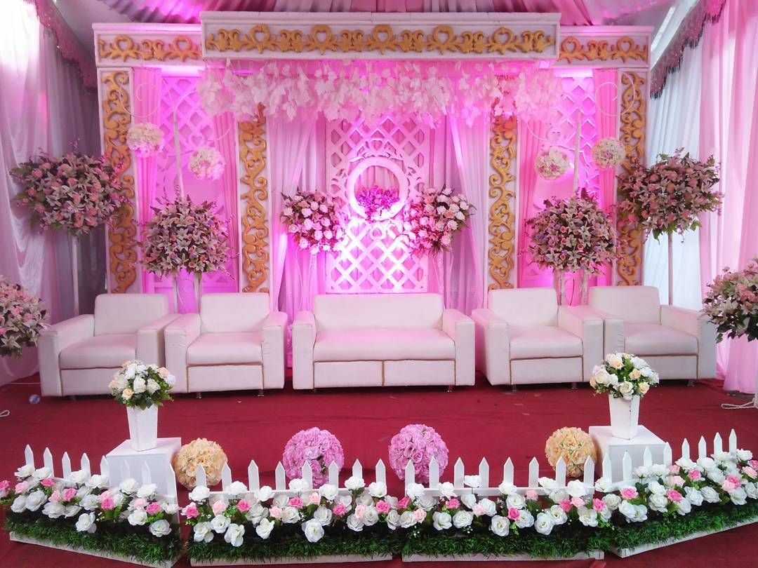 Detail Contoh Gambar Pelaminan Pengantin Nomer 2