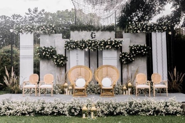 Detail Contoh Gambar Pelaminan Pengantin Nomer 41