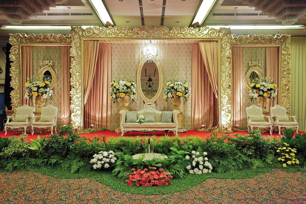 Detail Contoh Gambar Pelaminan Pengantin Nomer 50