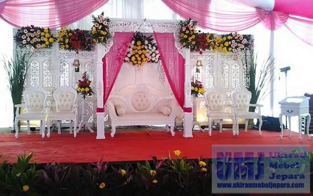 Detail Contoh Gambar Pelaminan Pengantin Nomer 9