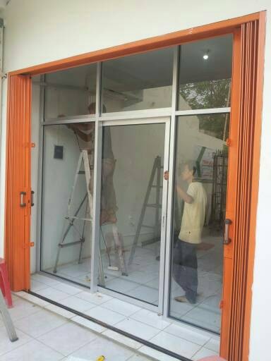 Detail Contoh Gambar Pintu Kaca Nomer 24