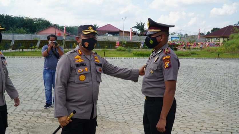 Detail Contoh Gambar Polisi Nomer 43