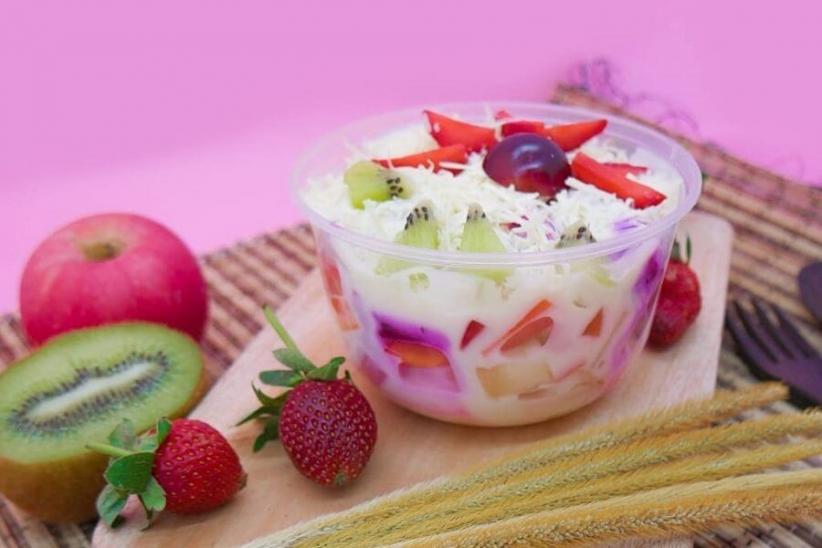 Detail Contoh Gambar Salad Buah Nomer 2