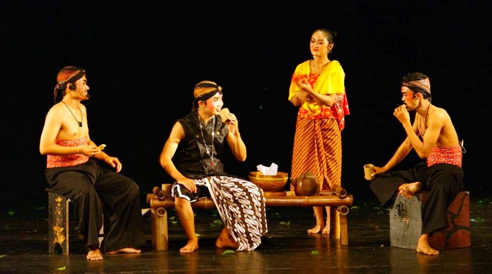 Detail Contoh Gambar Seni Teater Nomer 3