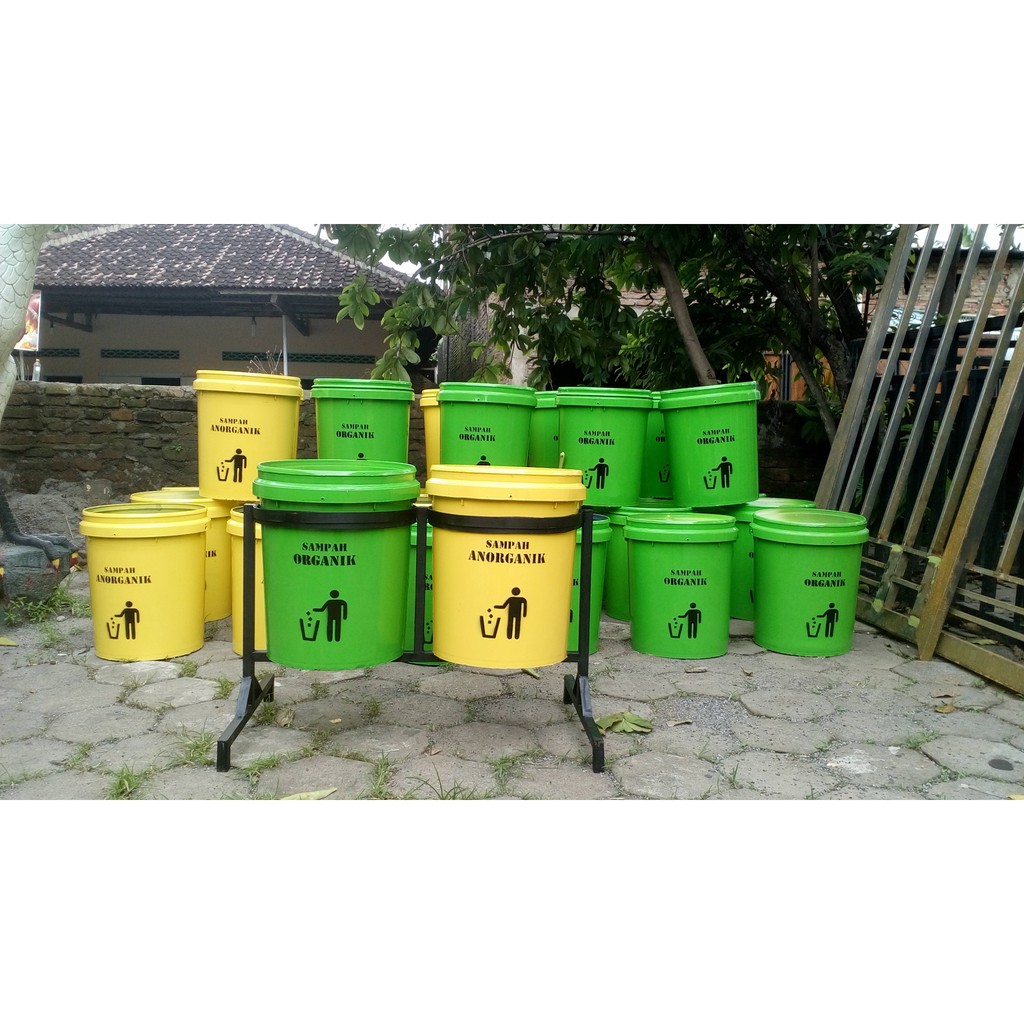 Detail Contoh Gambar Tempat Sampah Nomer 40