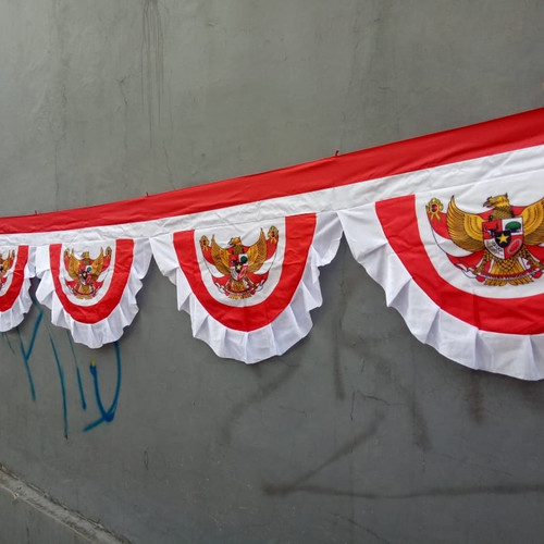 Detail Gambar Hiasan Bendera Merah Putih Nomer 36