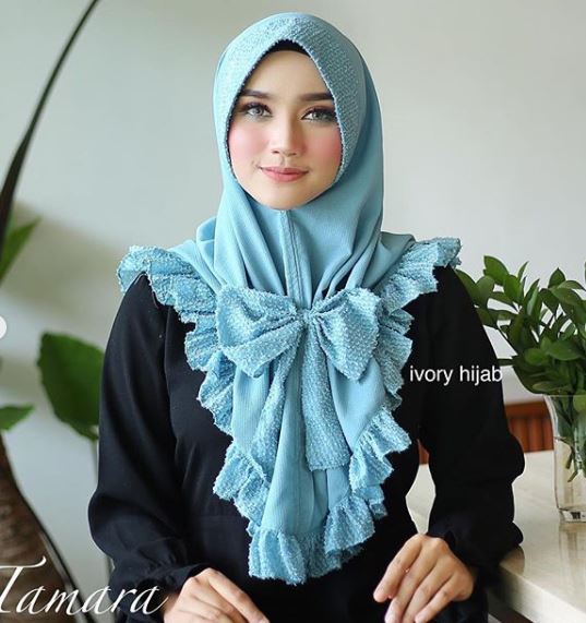Detail Gambar Hijab Cantik Dan Simple Nomer 35