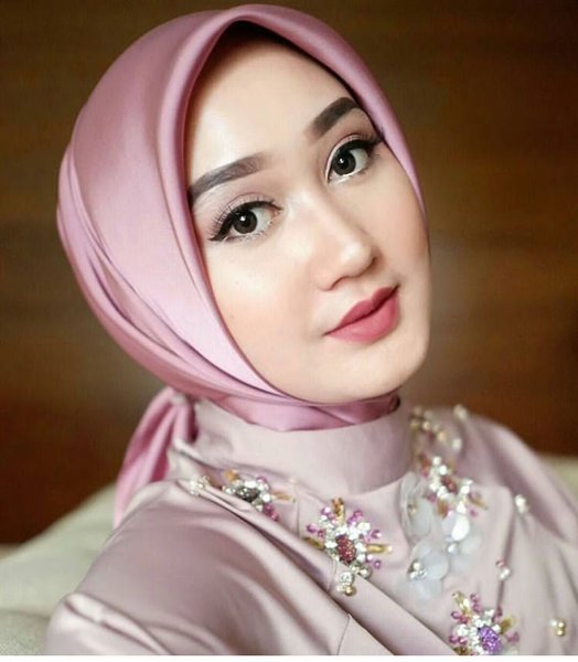 Detail Gambar Hijab Dian Pelangi Nomer 30