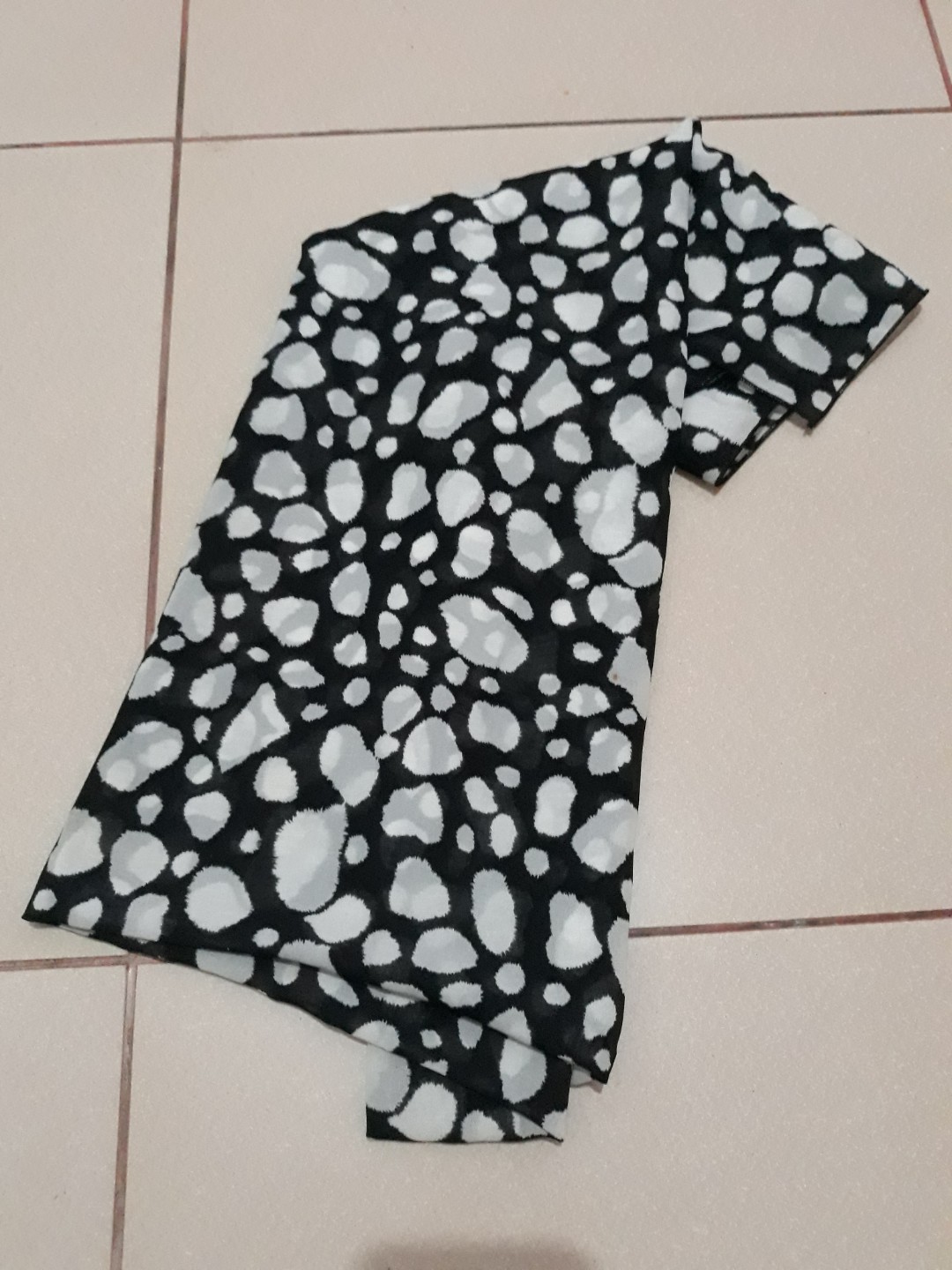 Detail Gambar Hijab Hitam Putih Nomer 43