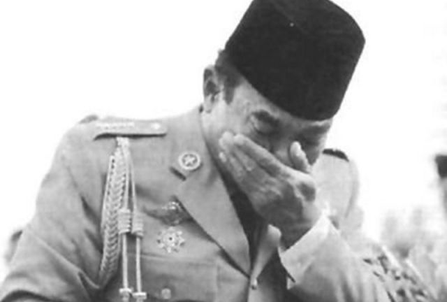 Detail Gambar Hitam Putih Bung Karno Nomer 30