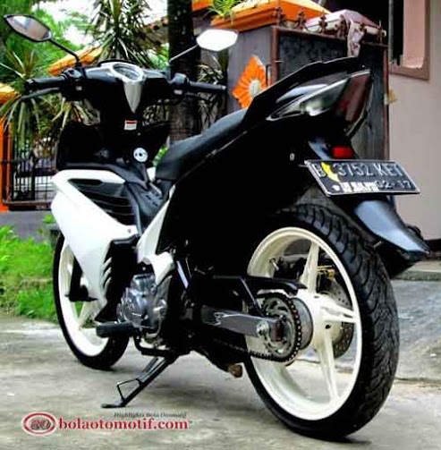 Detail Gambar Hitam Putih Yamaha Mx 135 Nomer 11