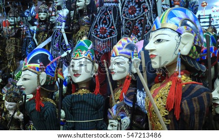Detail Gambar Holiday Kartun Gambar Souvenir Di Malioboro Nomer 56