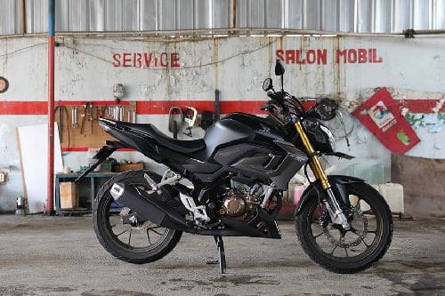 Detail Gambar Honda Cb150r Nomer 34